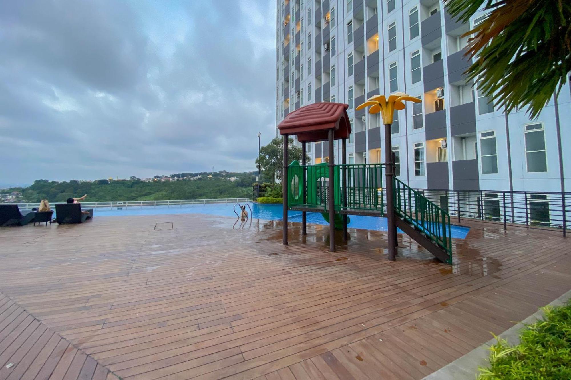 Comfortable 1br Without Living At Amartha View By Travelio *